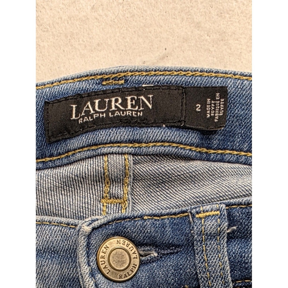 Ralph Lauren Women's Cuffed Hem Blue Denim Cut Off Jeans. Size 2 - Picture 7 of 8
